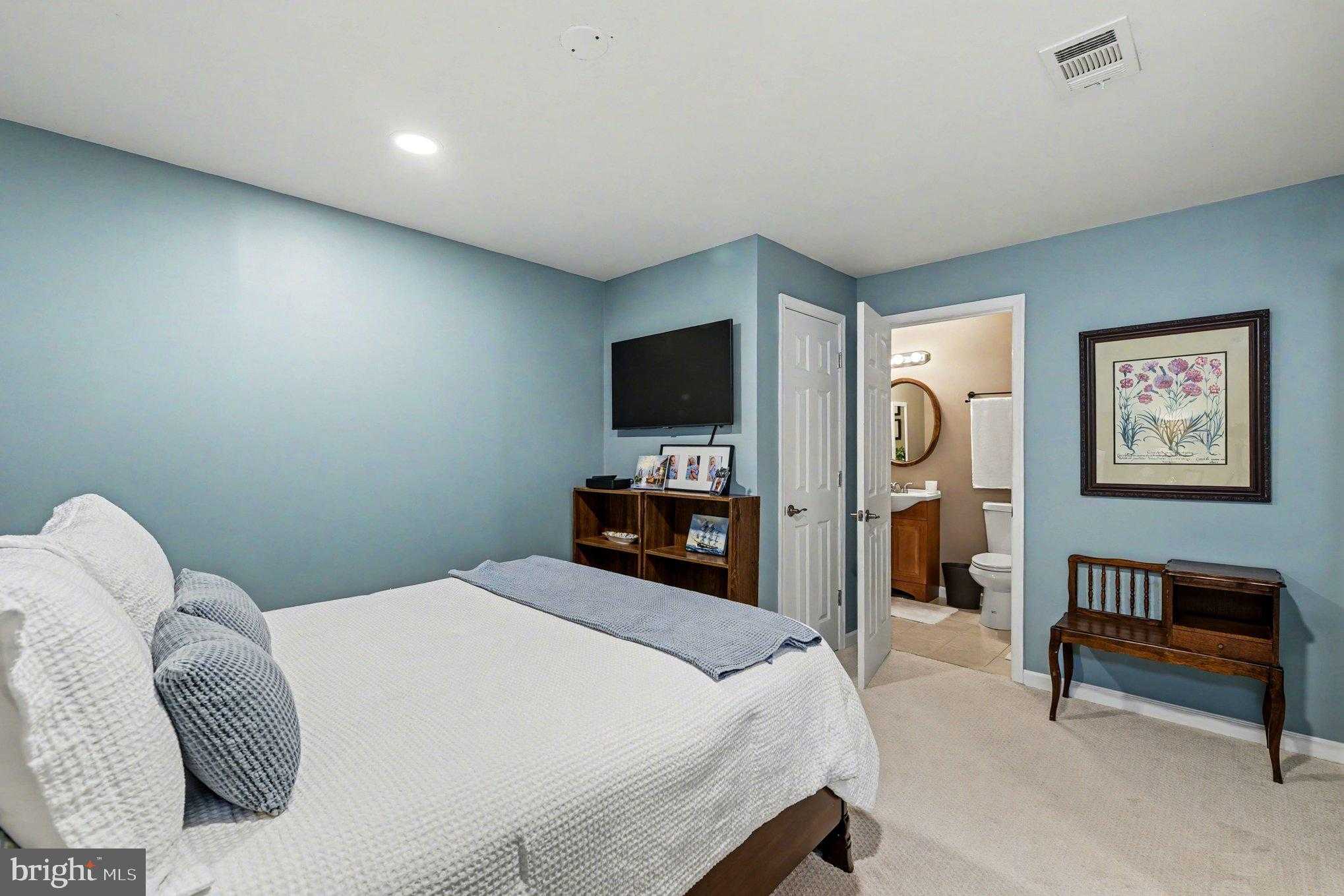 1110 Many Ln photo 31