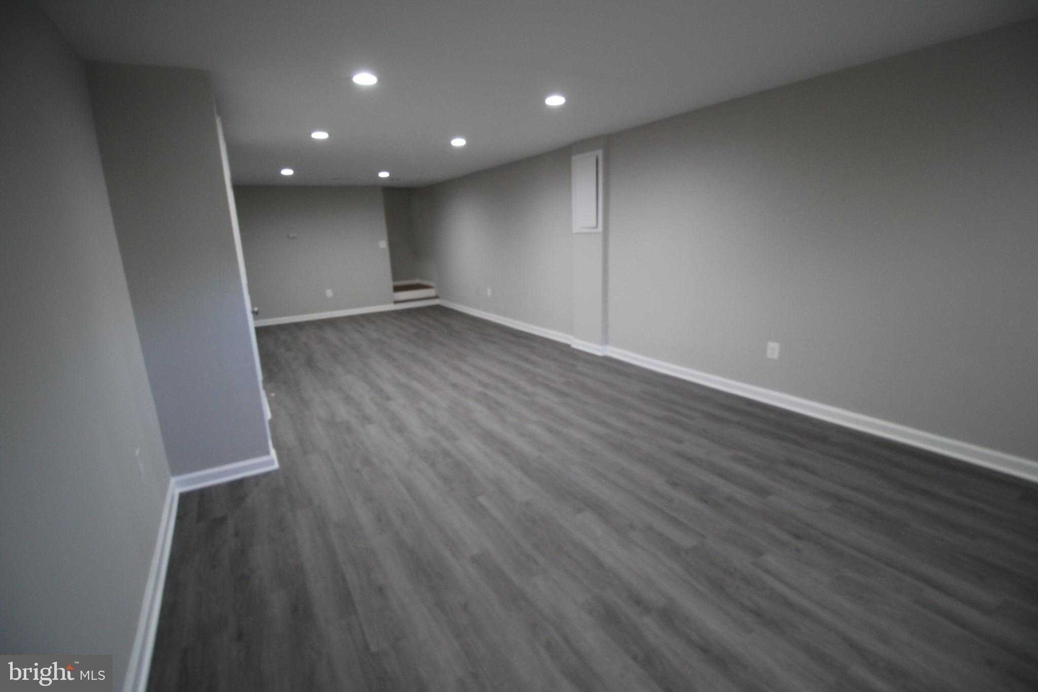 9003 Anna Dr photo 34