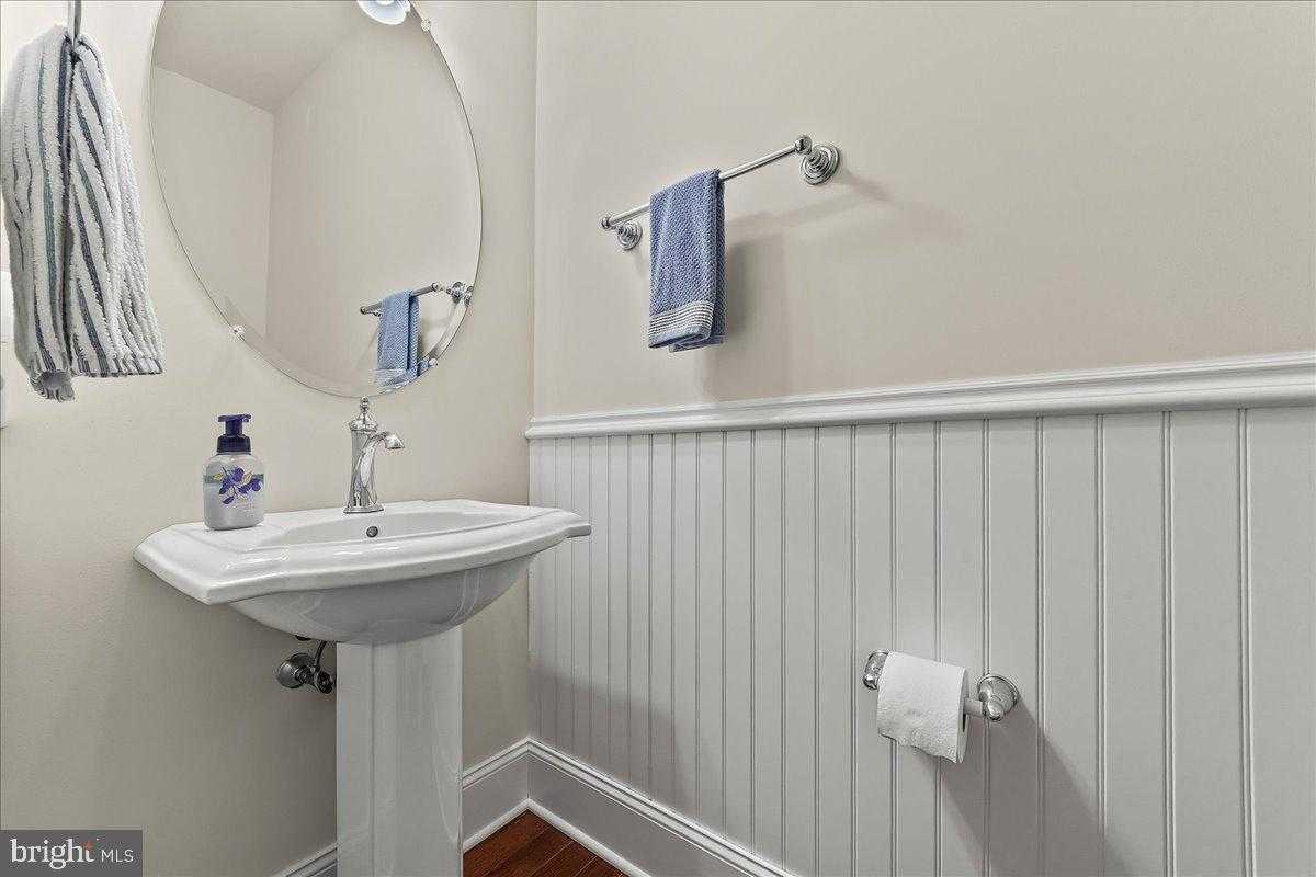 1007 James Walter Way photo 14