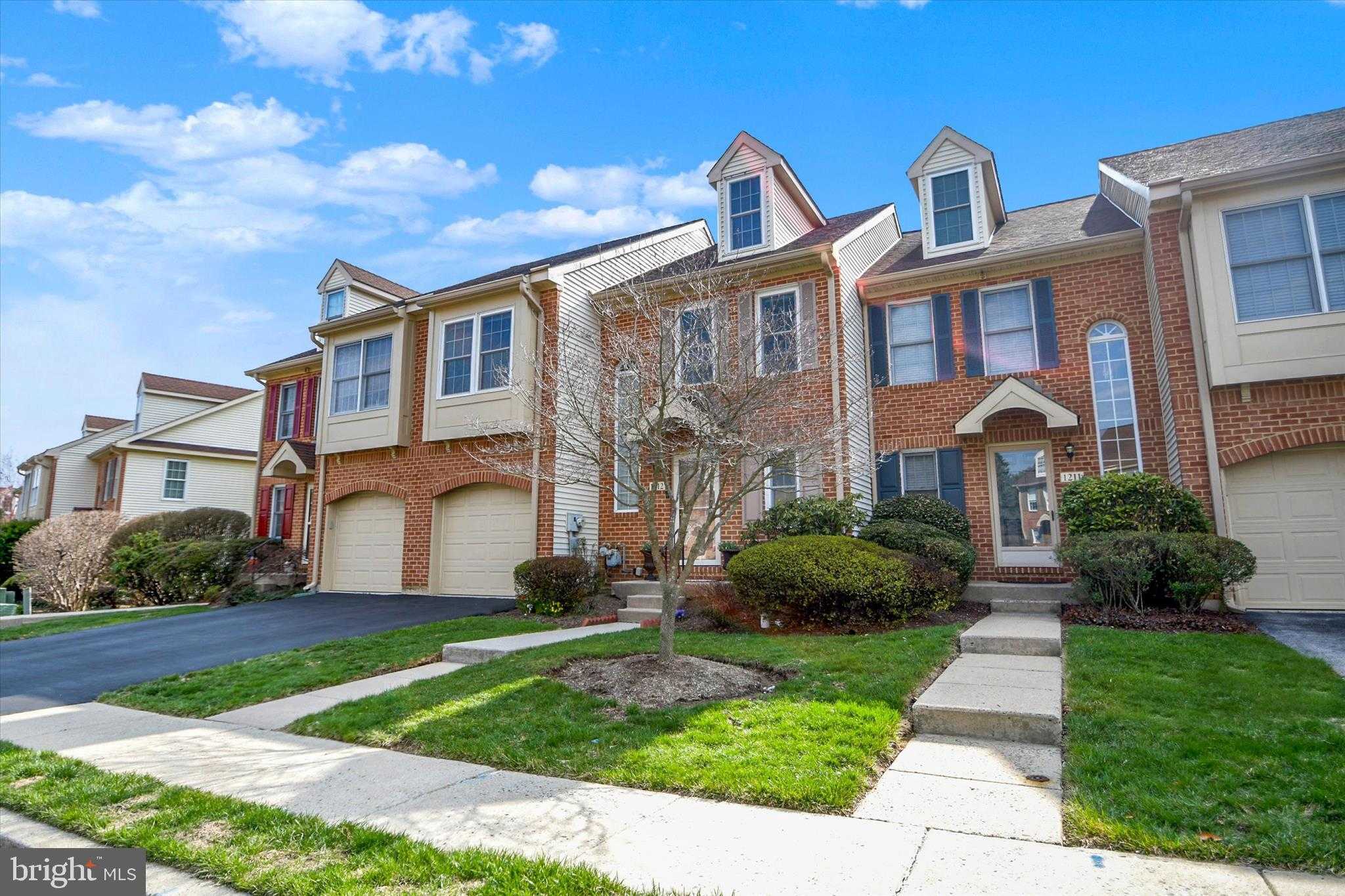 1212 Black Powder Dr photo 2