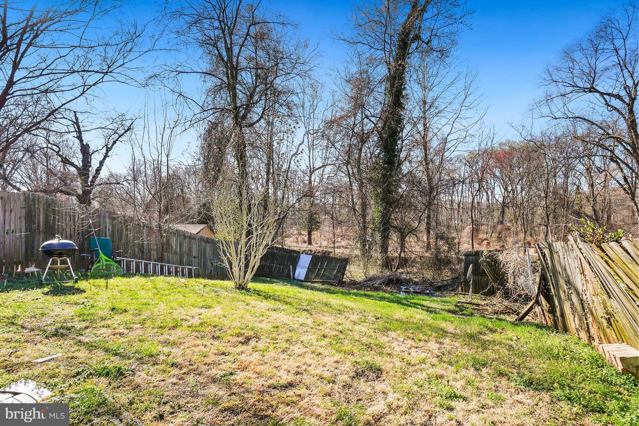 7523 Greenleaf Rd photo 27