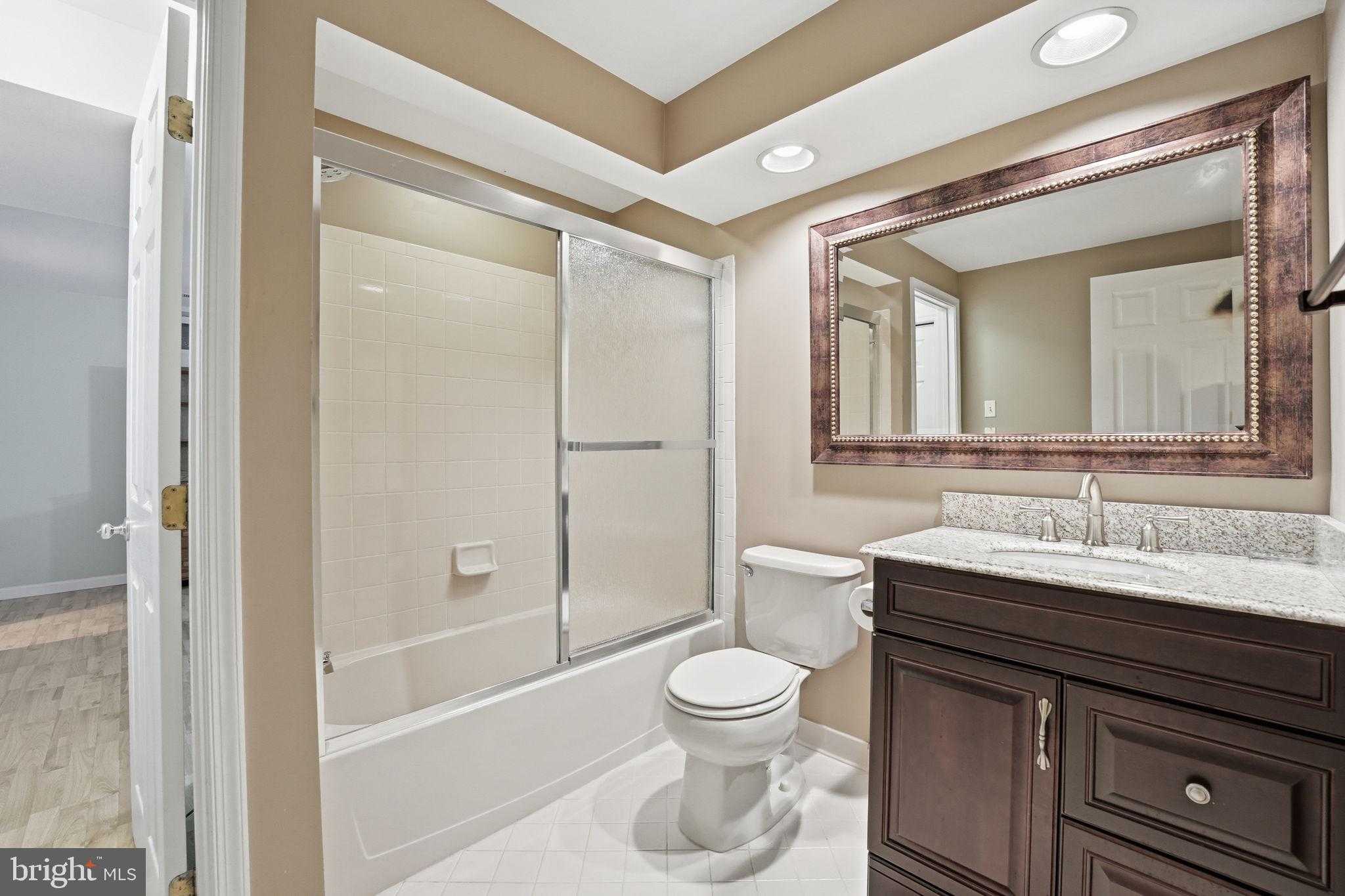 634 Meade Dr SW photo 34