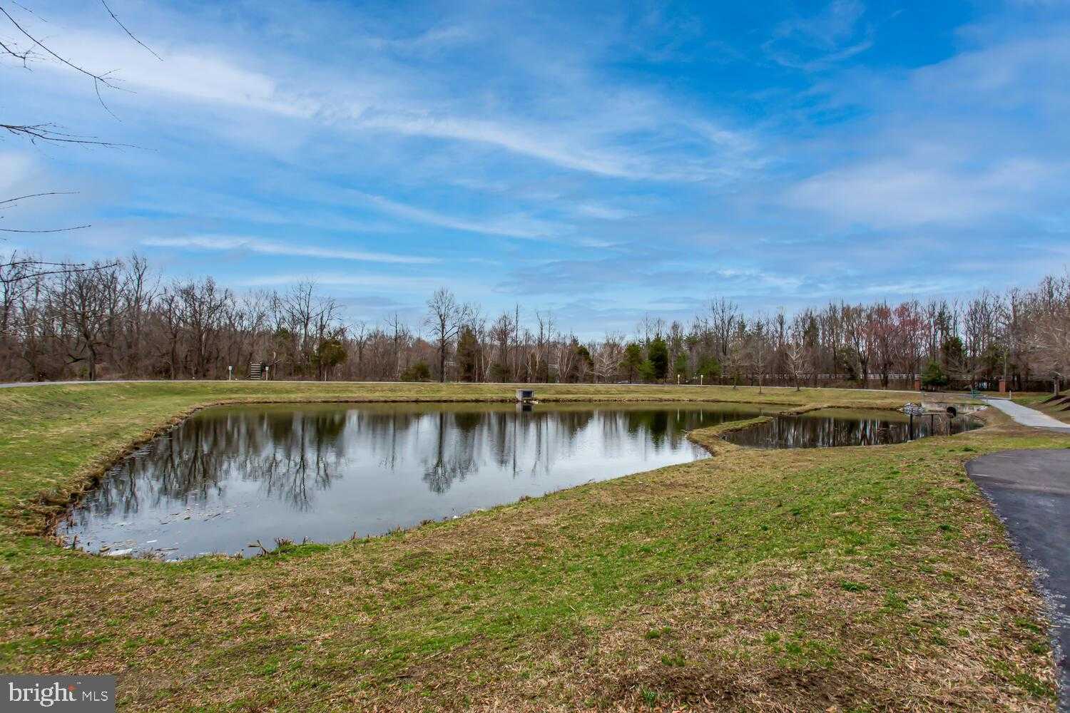 915 Hall Station Dr photo 37