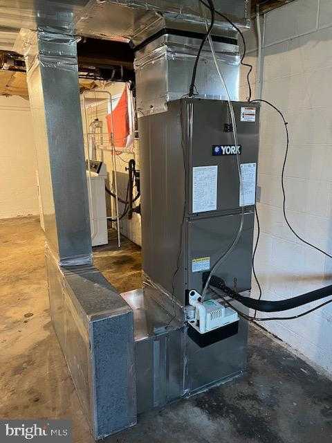 12001 Bedford Rd NE photo 7