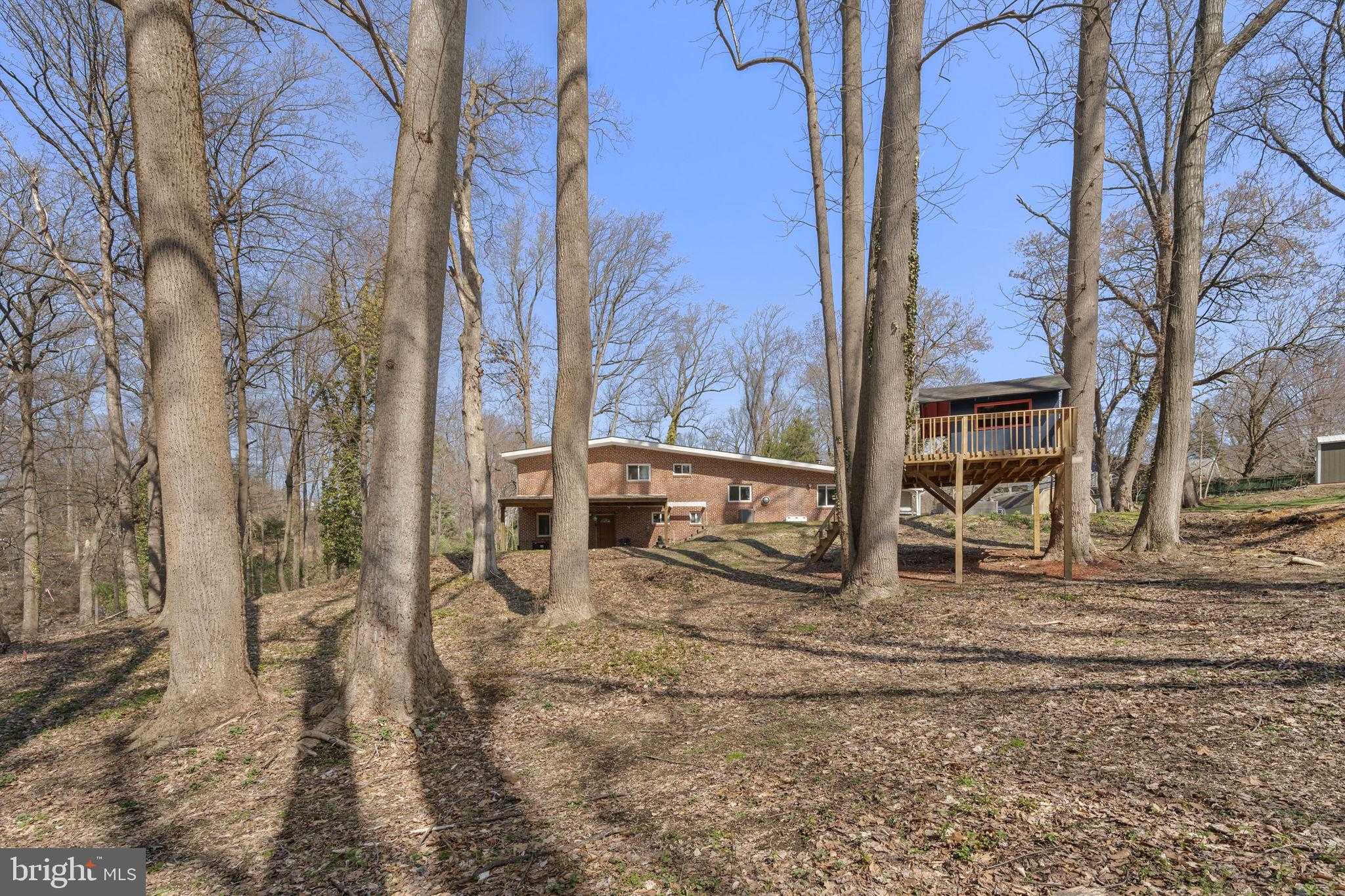 352 S New Middletown Rd photo 40