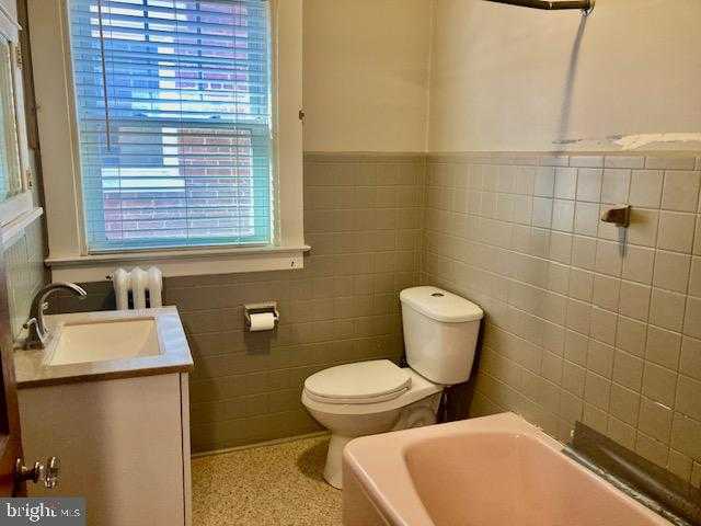 616 Pearl St photo 11