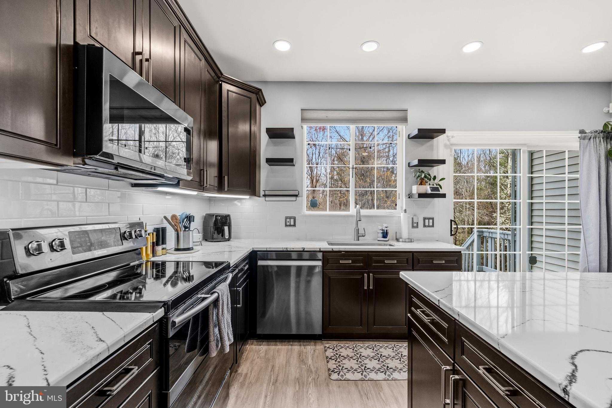 2932 Nicely CT photo 8