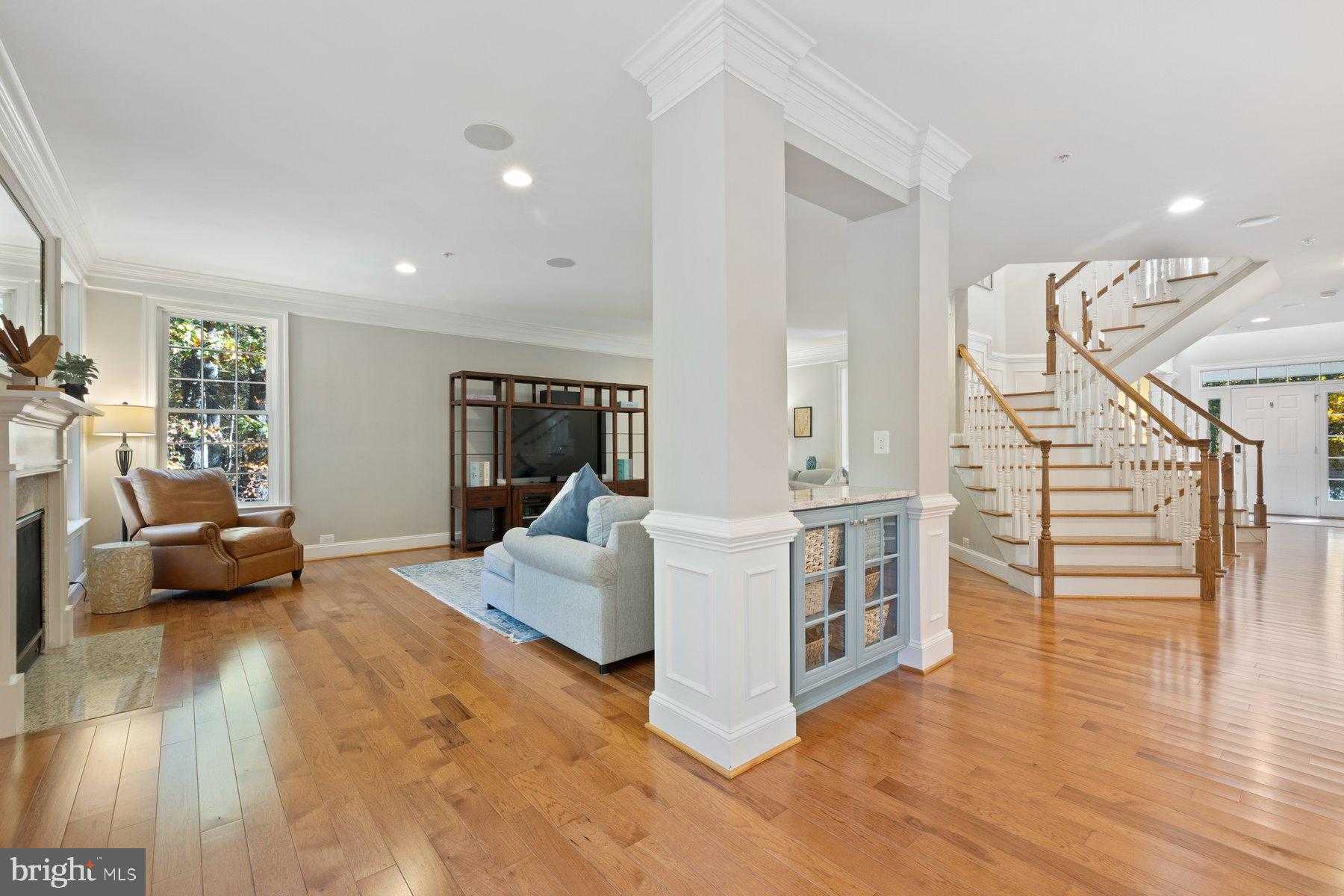 415 Greenebaum Ln photo 24