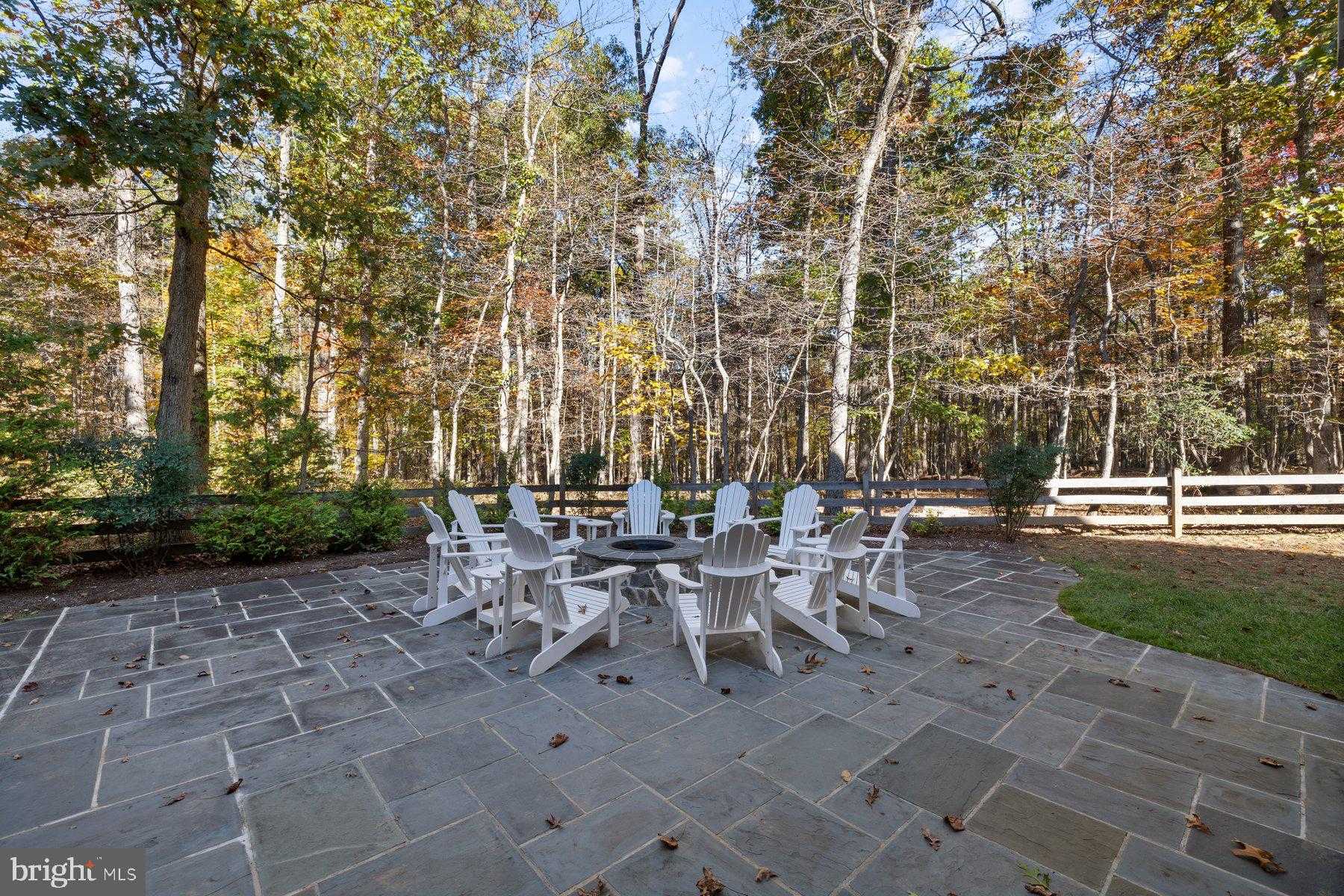 415 Greenebaum Ln photo 72