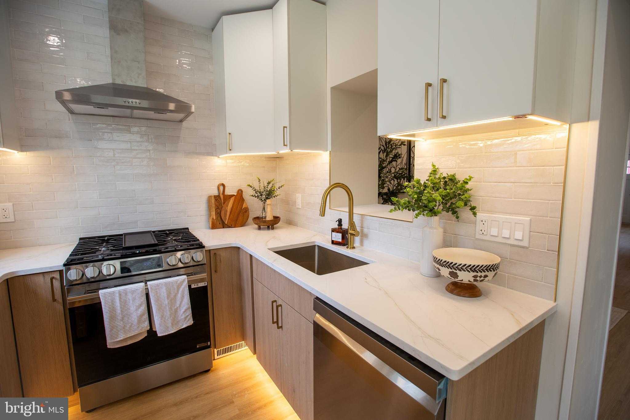 1620 S 19th St photo 5