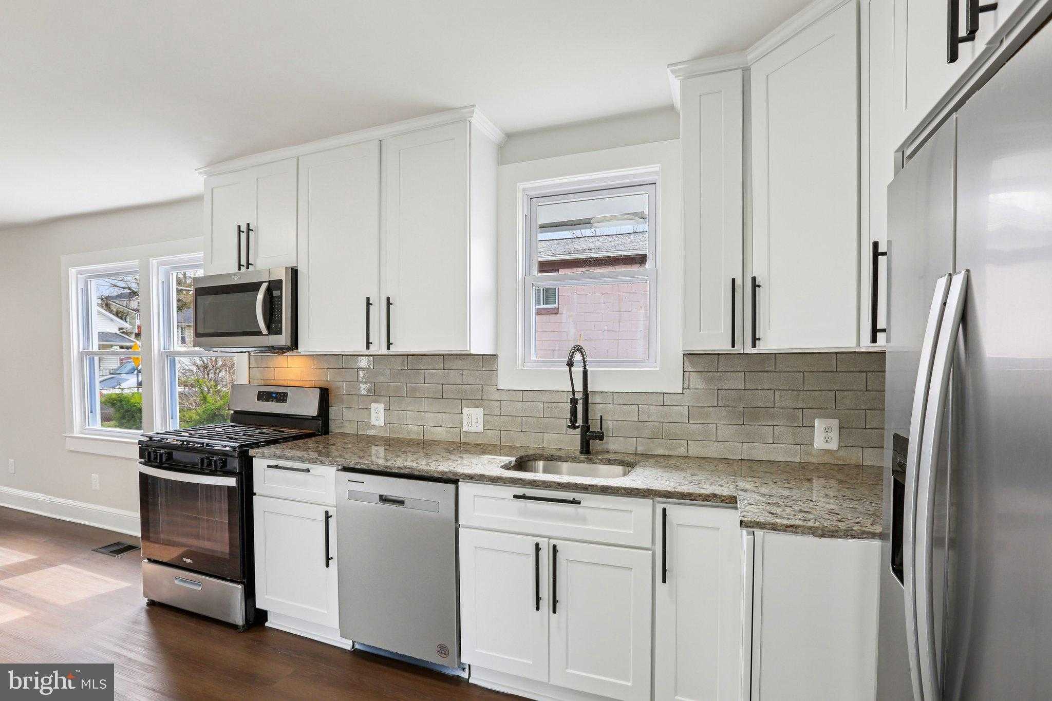 516 68th St photo 10