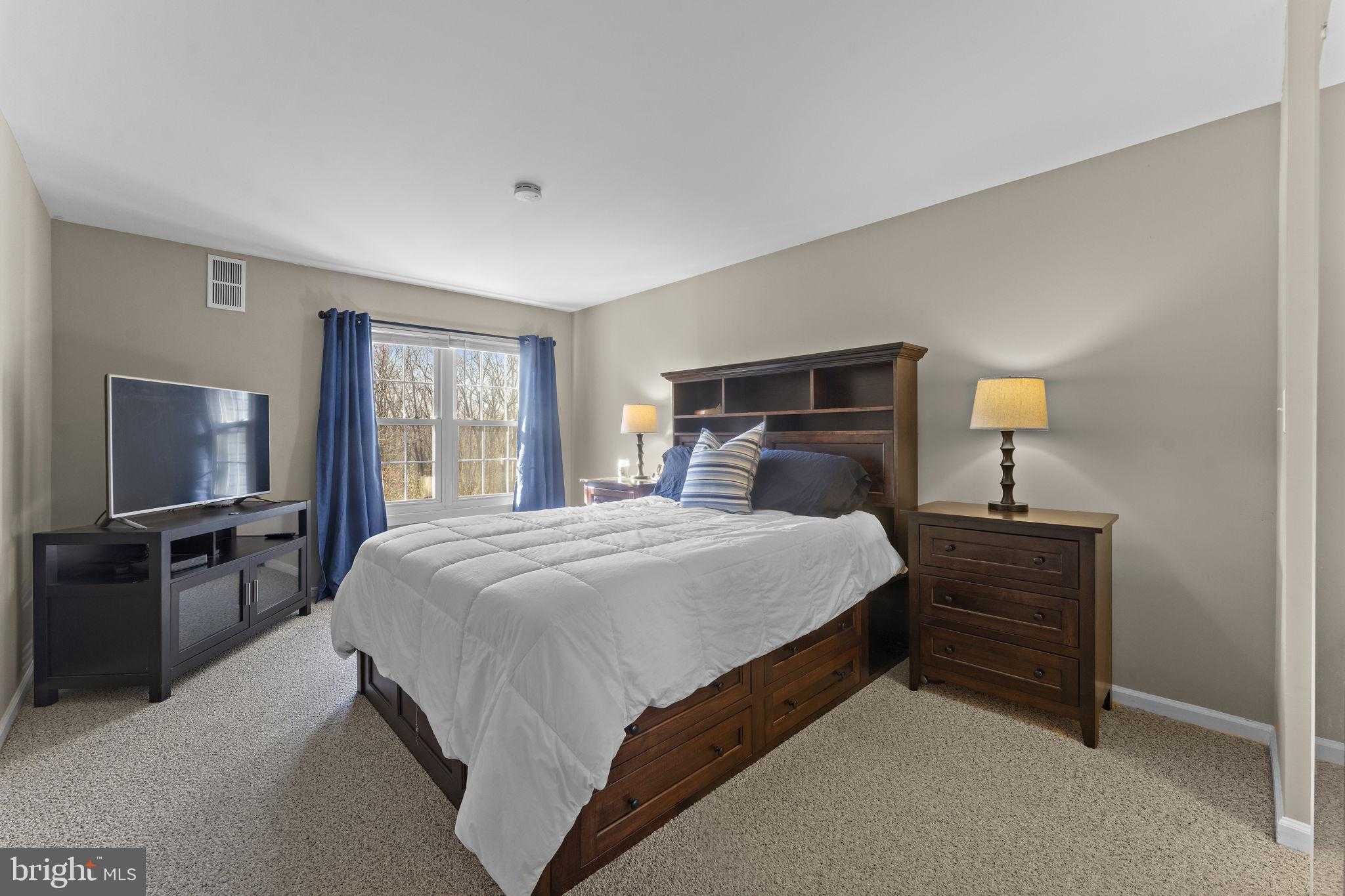 7509 Ashby Ln Unit J photo 17