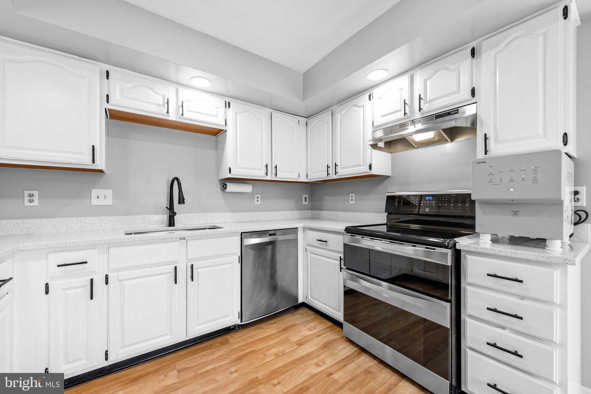 5648 April Journey # 51 photo 10