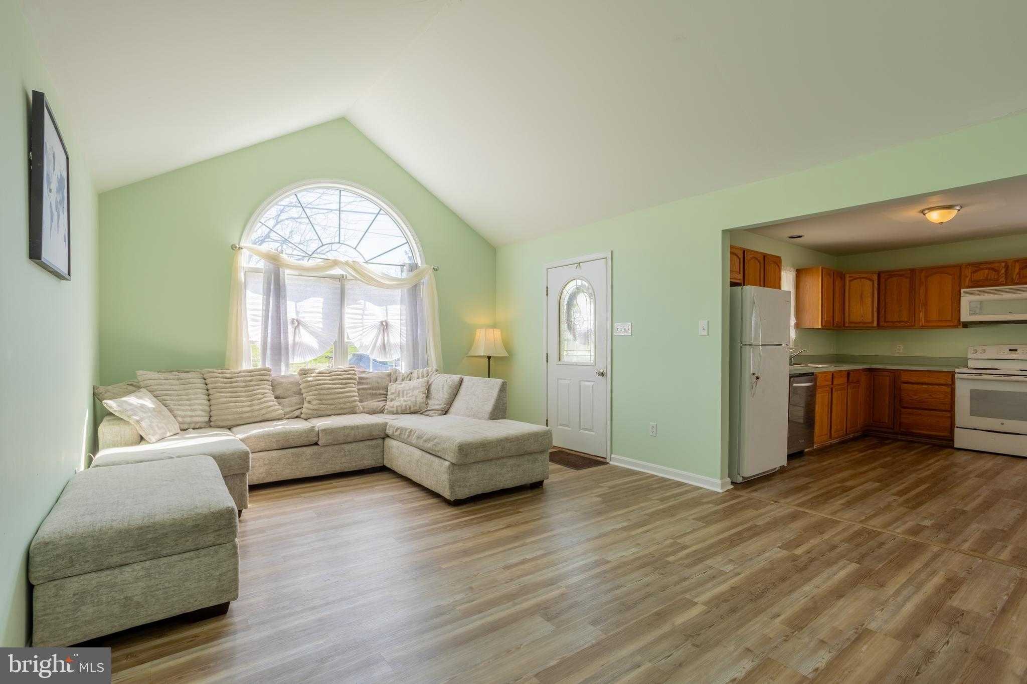 213 Cherry Hill Rd photo 7