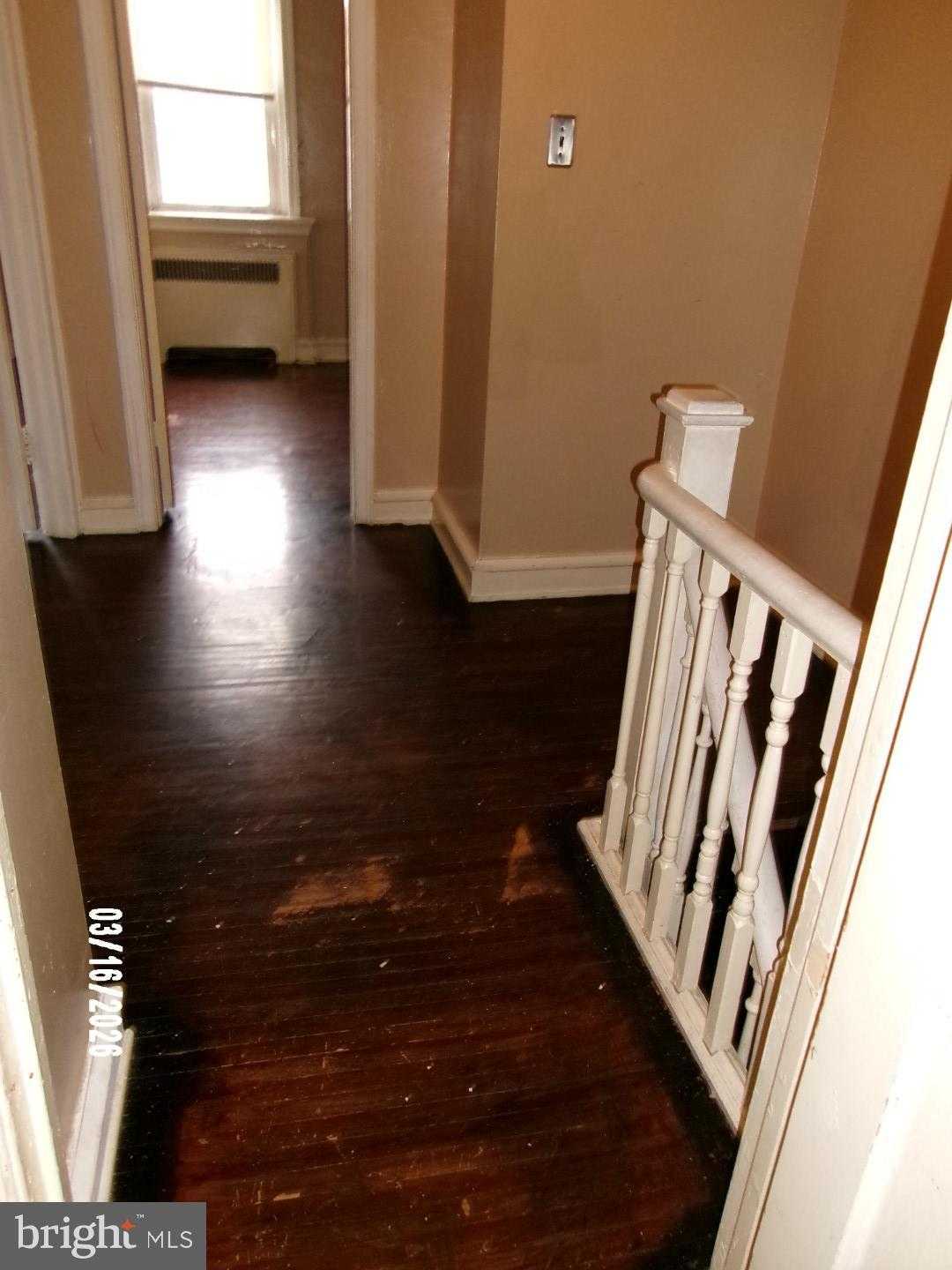 1442 Stirling St photo 11