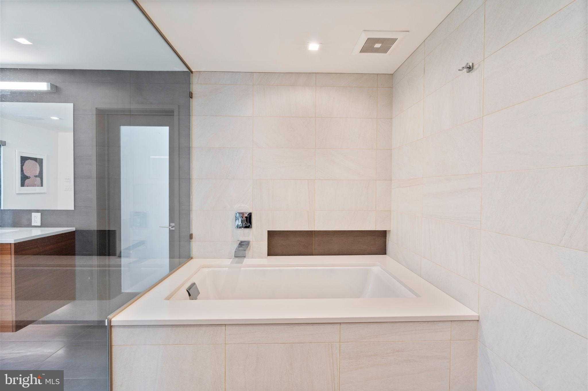 13773 Lakeside Dr photo 49