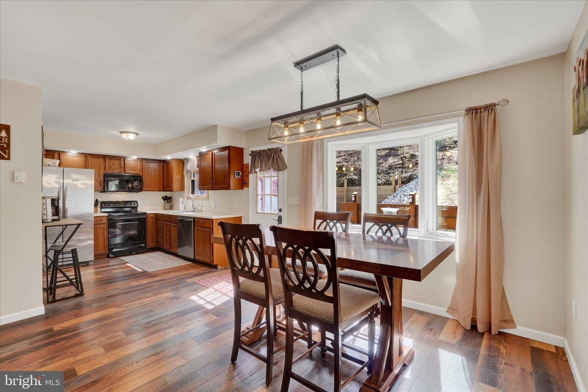 82 Fox Creek Rd photo 8