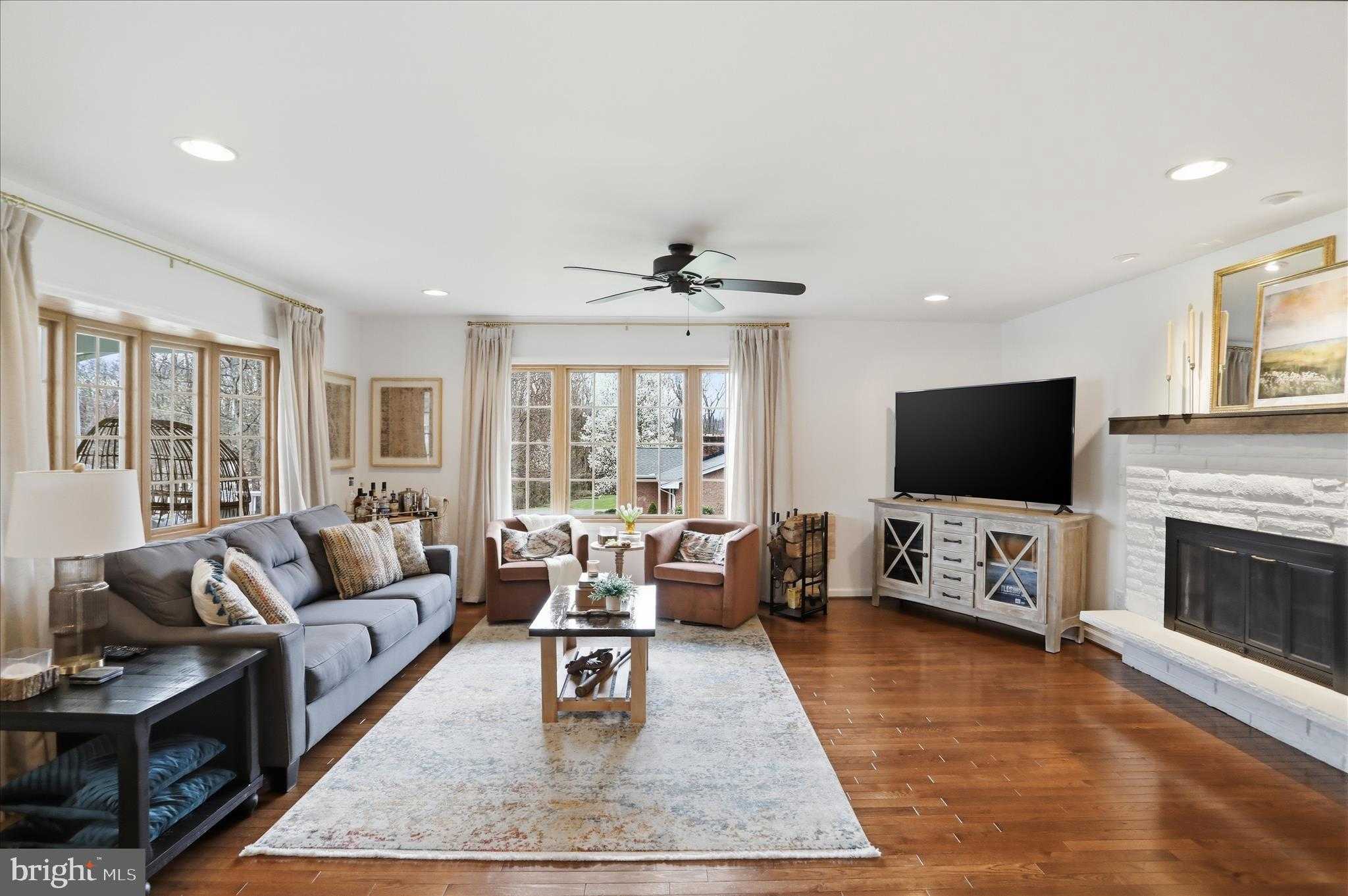 13205 Woodridge Ln SW photo 5