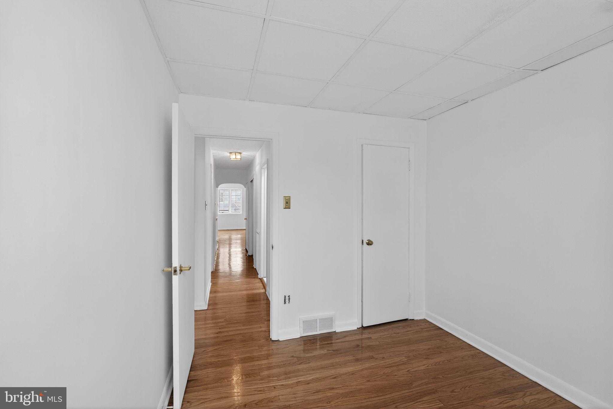 720 Hill Rd photo 10