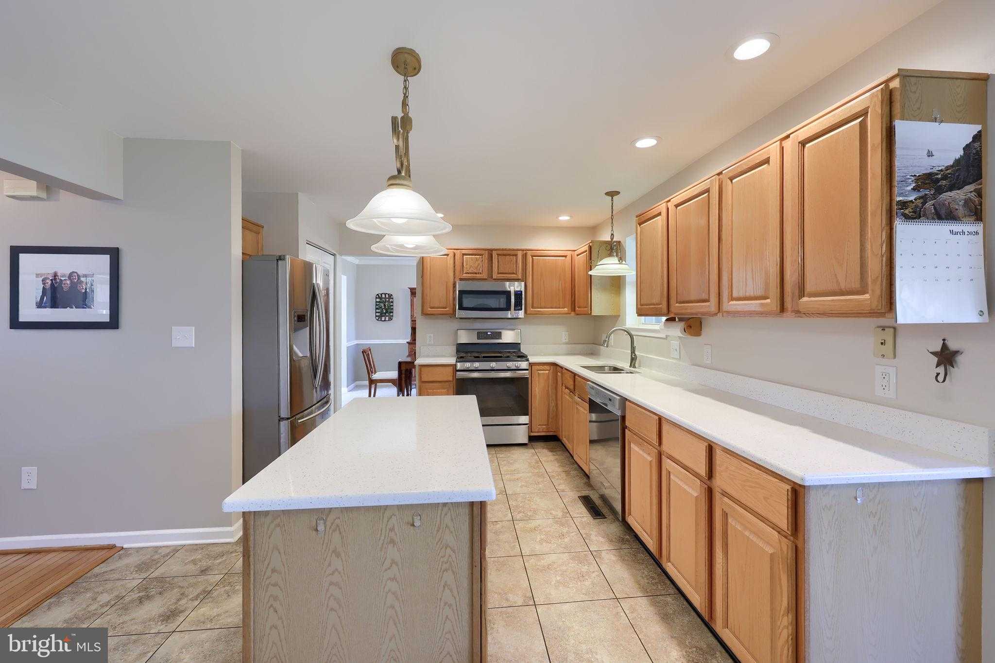 2021 Aslan Dr photo 10