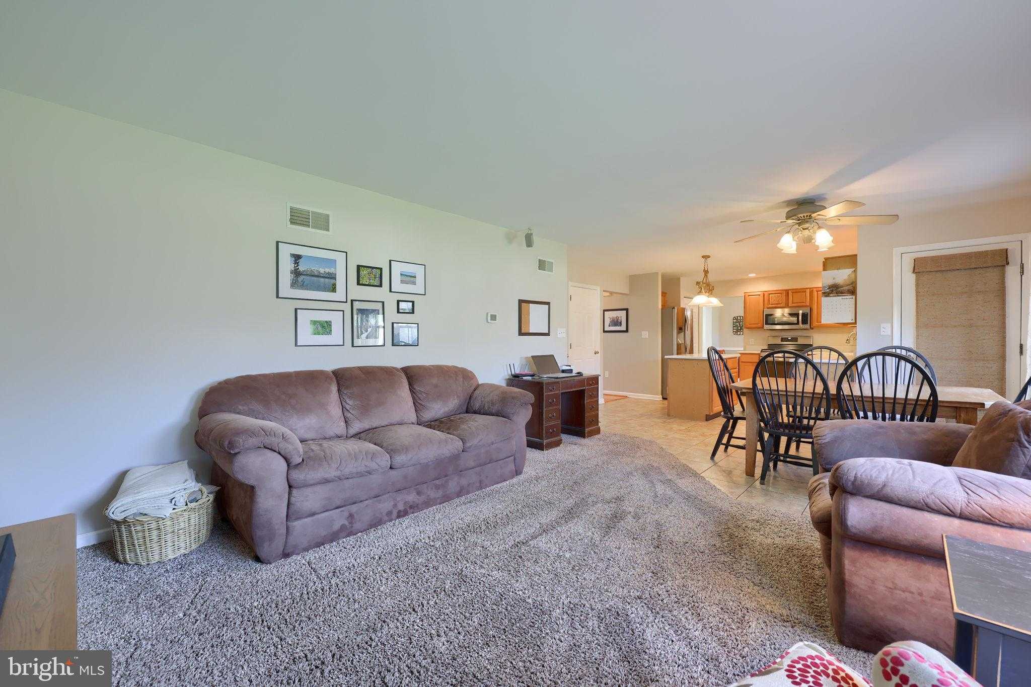 2021 Aslan Dr photo 11