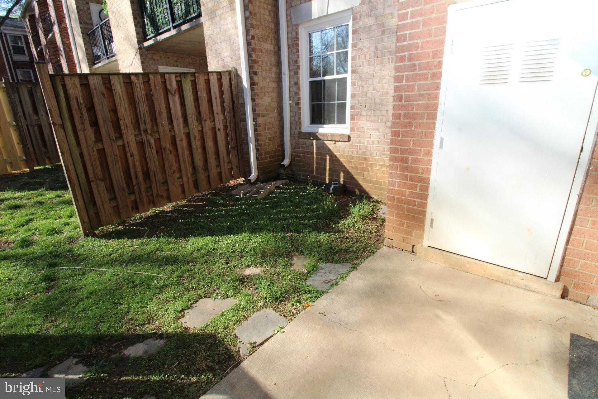 884 Quince Orchard Blvd # P2 photo 17