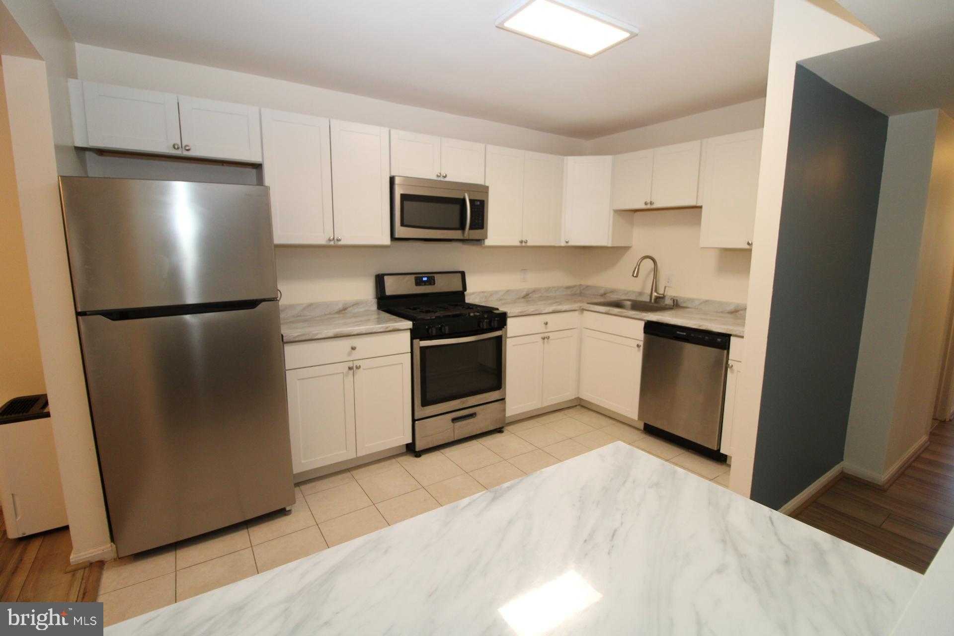 884 Quince Orchard Blvd # P2 photo 7