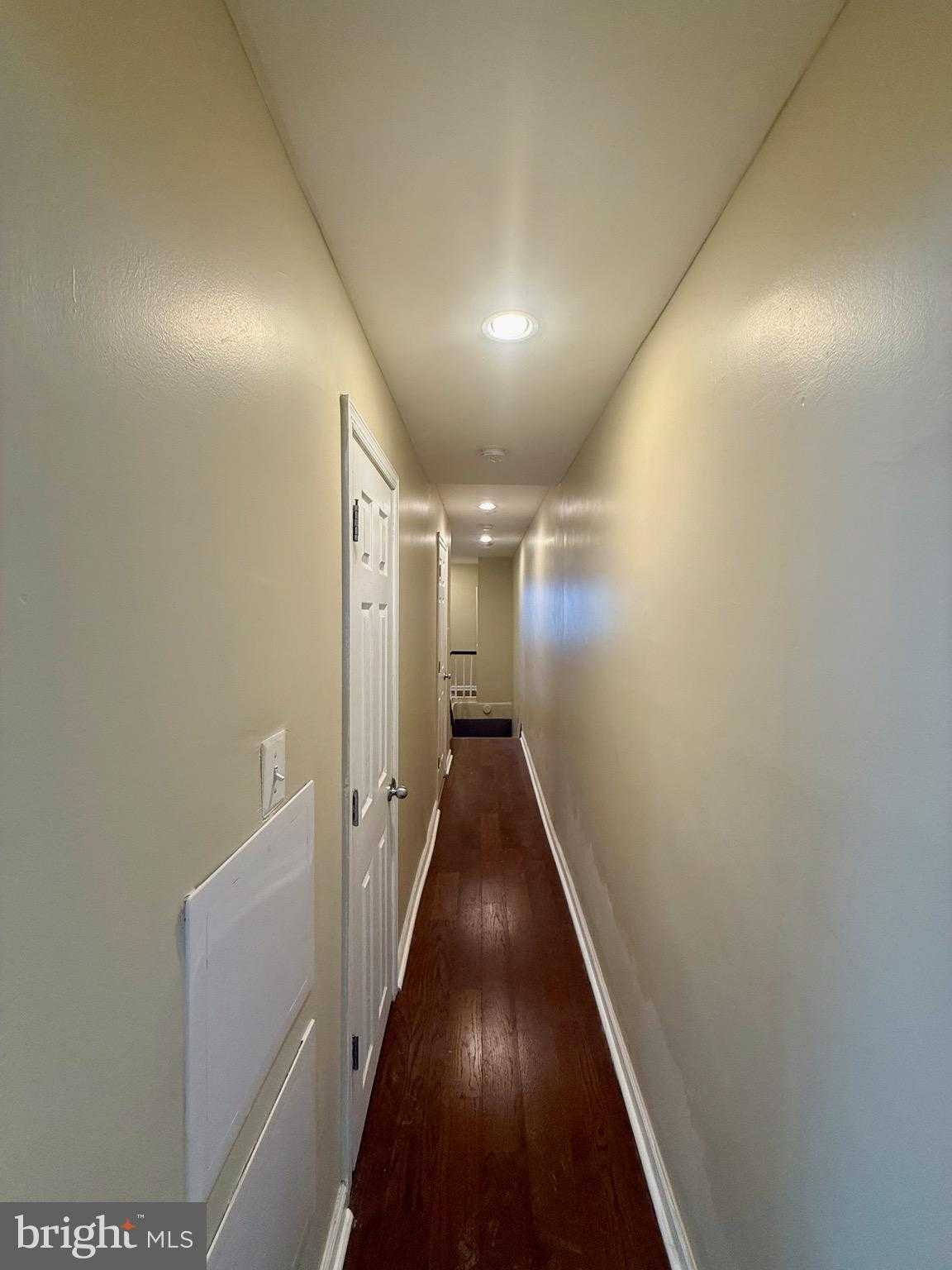 2512 N Front St photo 20