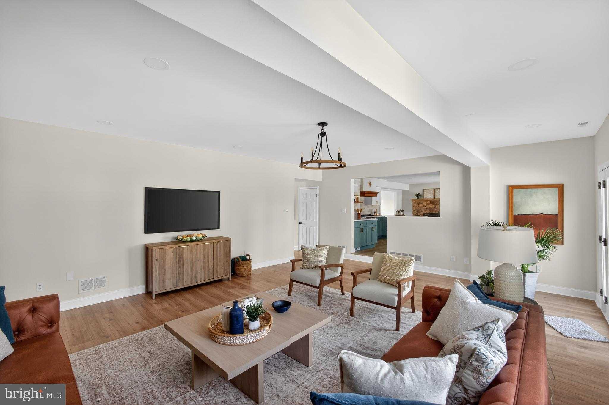 2454 Oleander Cir photo 9