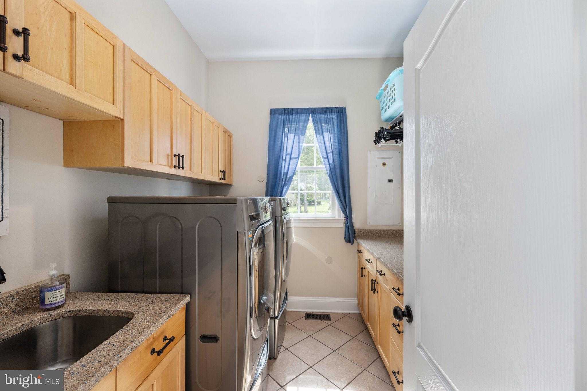 11004 Sheridan Dr photo 74