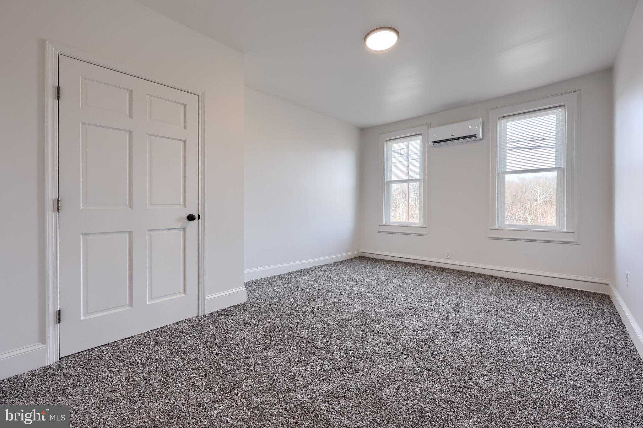 1890 Water St photo 12