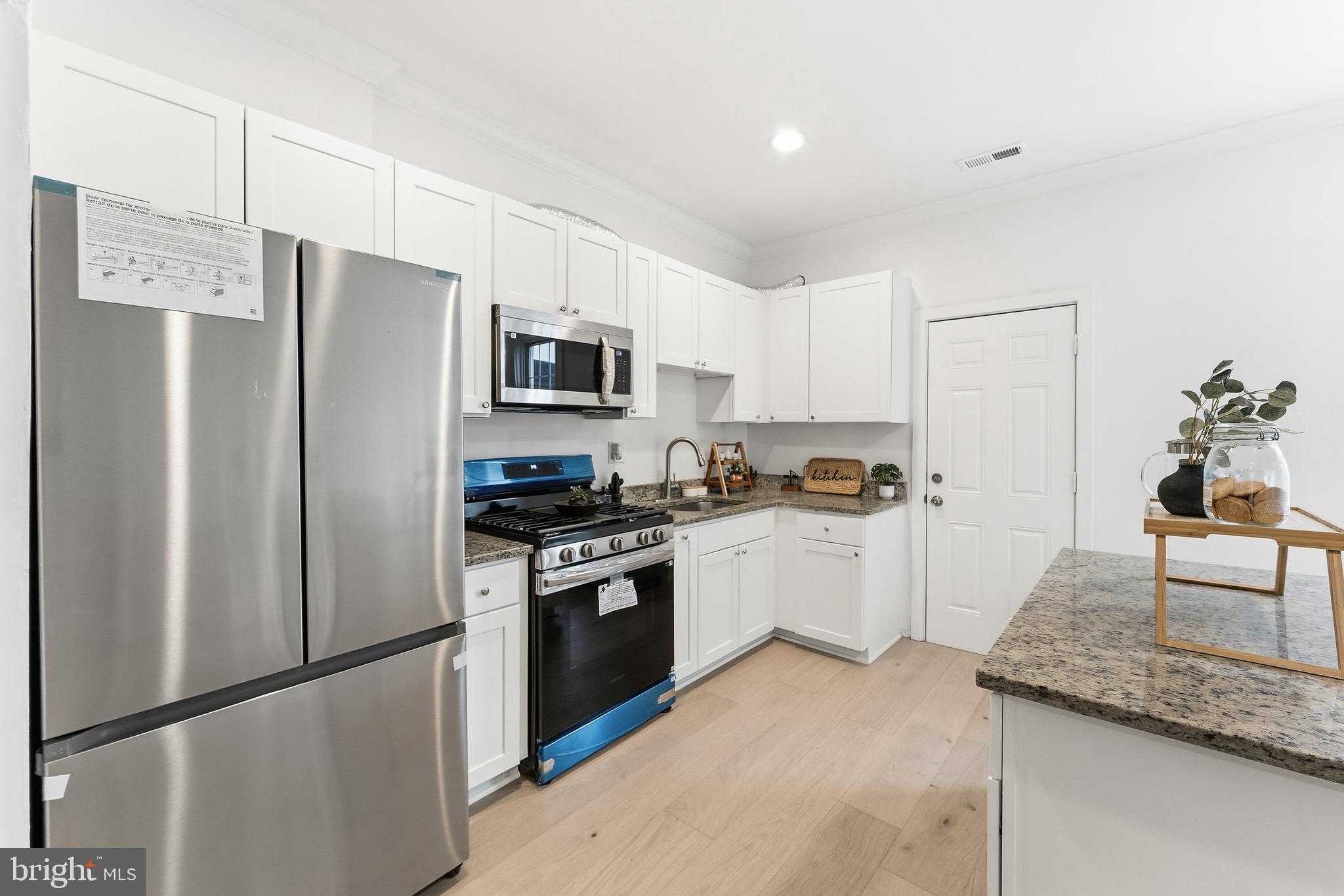 15 S Tremont Rd photo 15