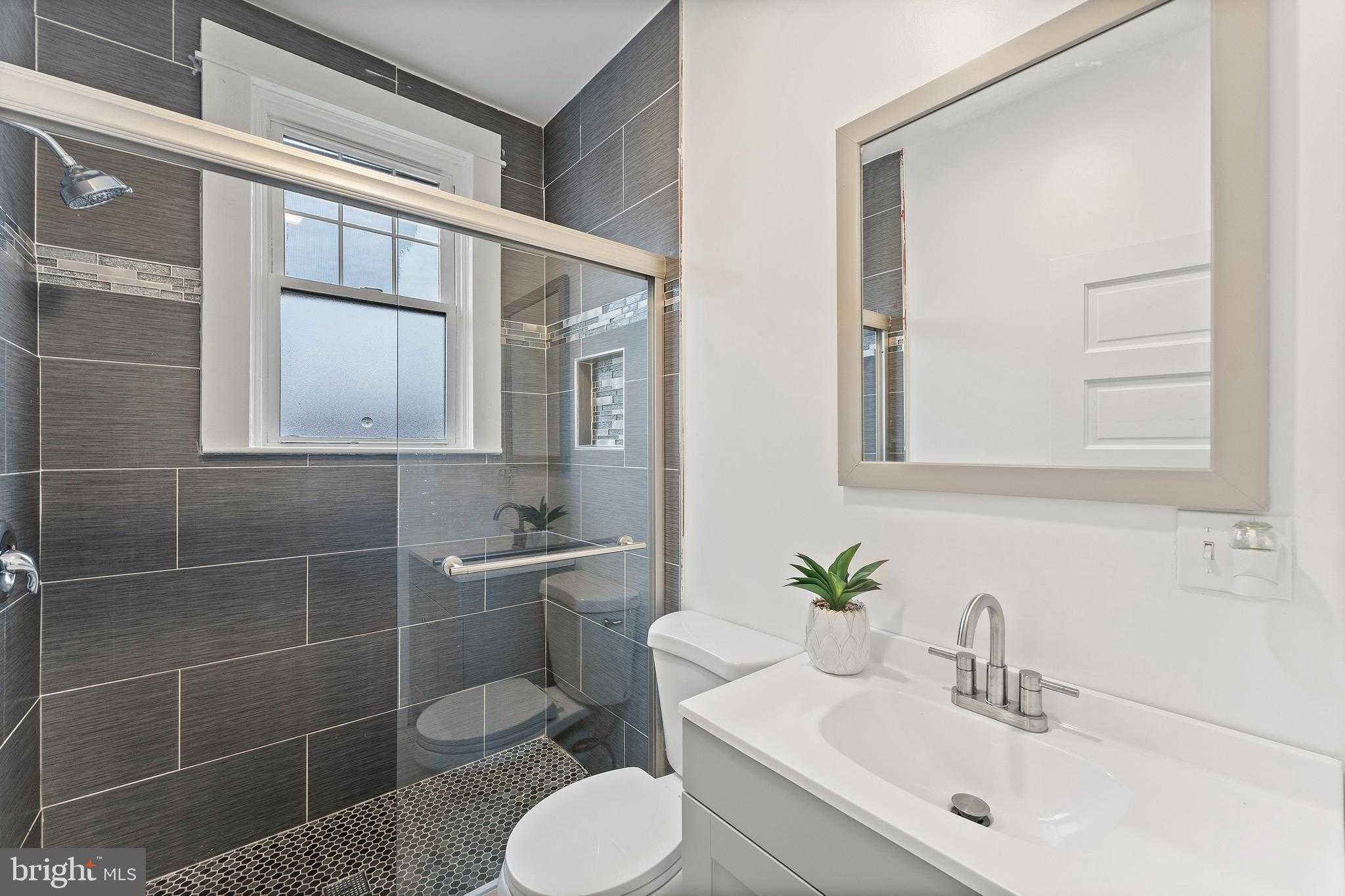 15 S Tremont Rd photo 8