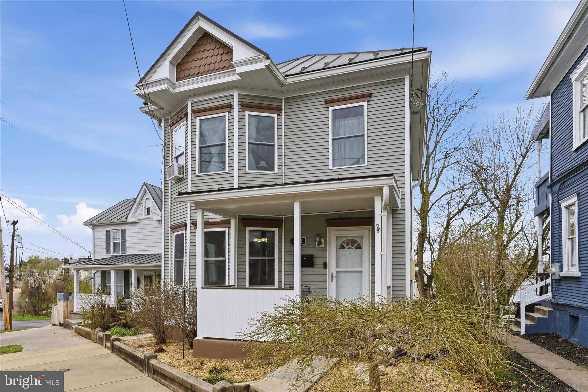 610 Faulkner Ave photo 2