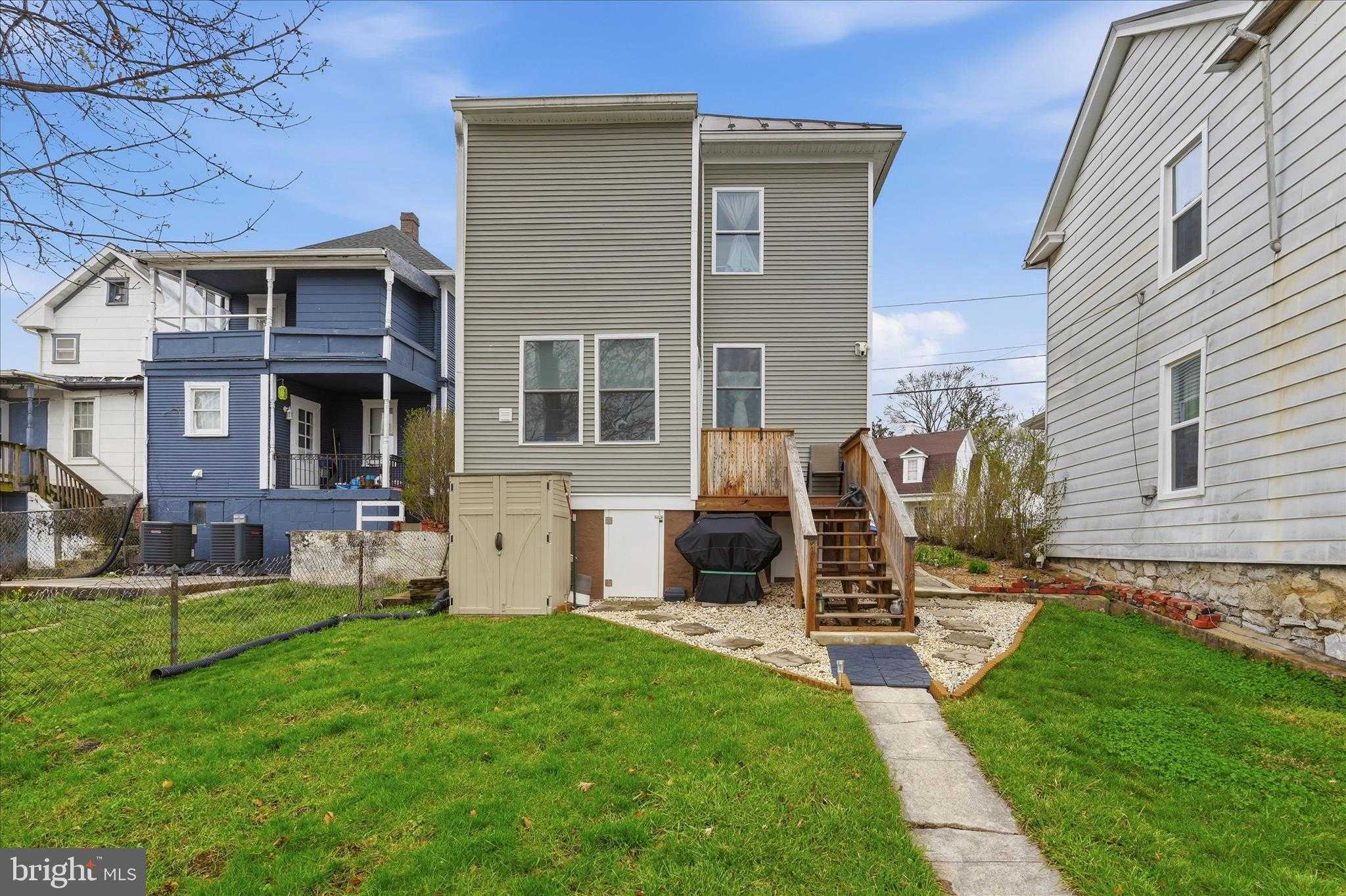 610 Faulkner Ave photo 32