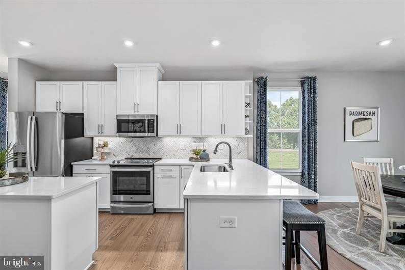 2261 Boojum St photo 6