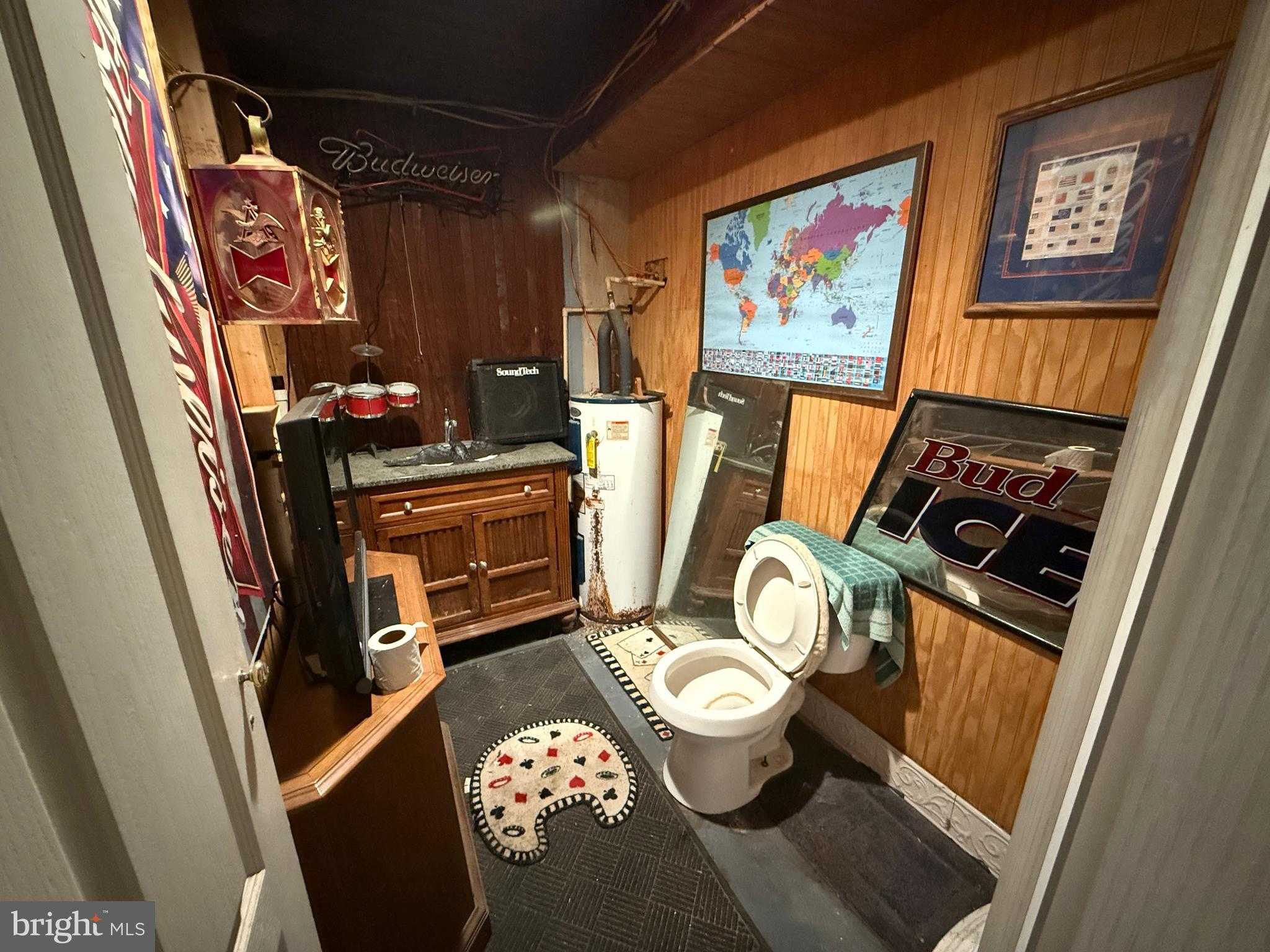 207 S Washington St photo 91