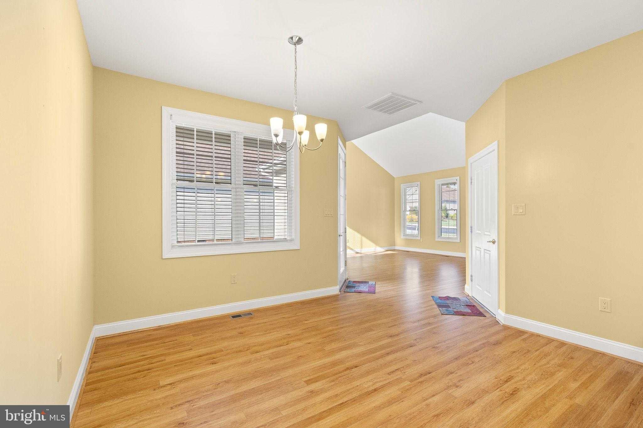 1029 Sun Poppy CT photo 6