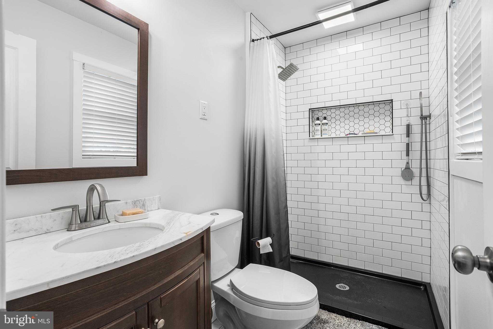 1413 Heather Pl photo 20