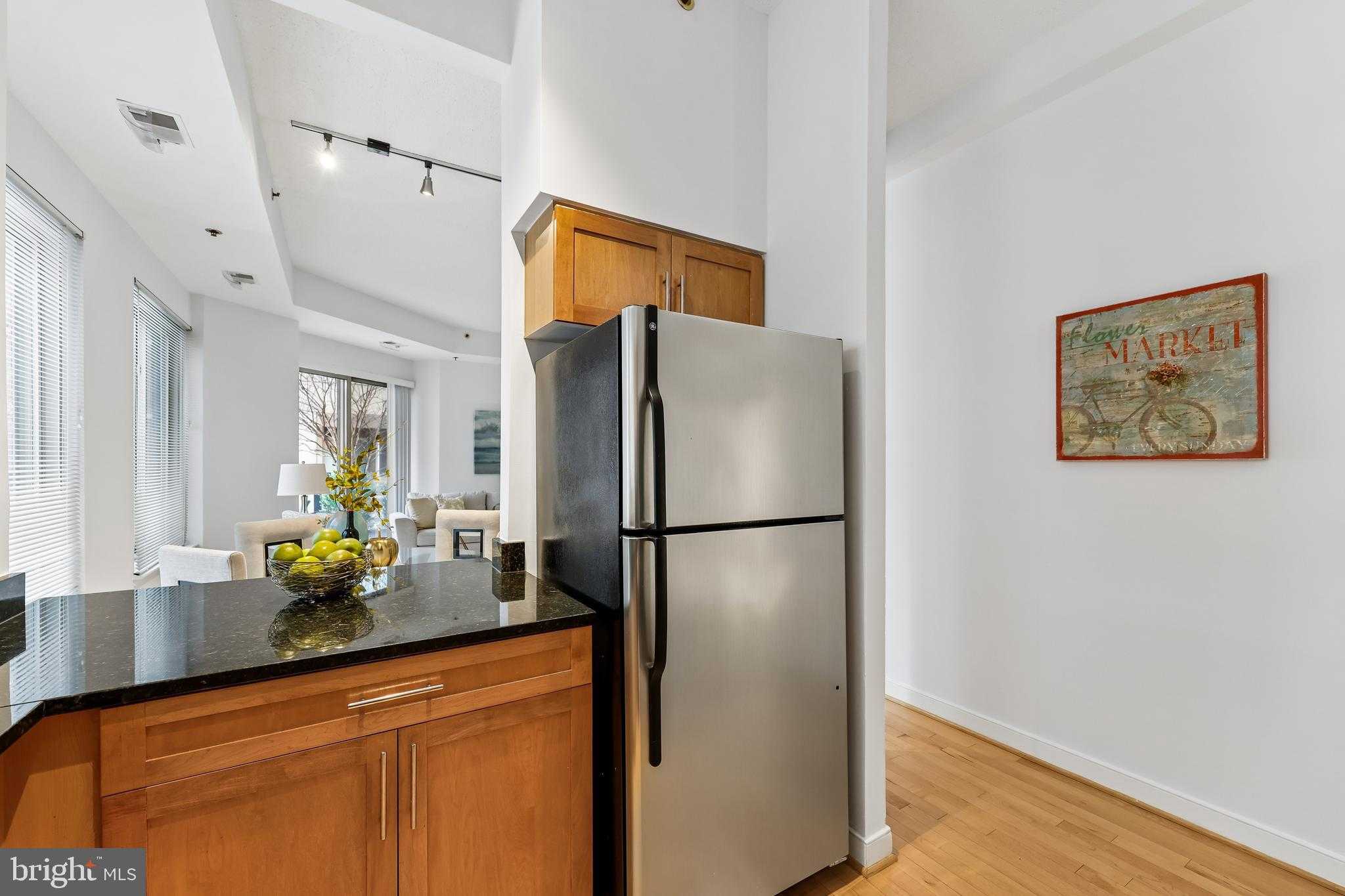 7500 Woodmont Ave # Sl15 photo 7