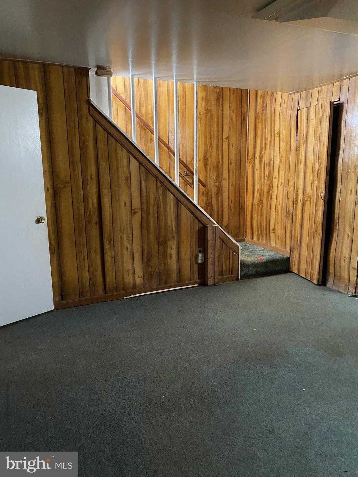 5516 Seward Ave photo 10