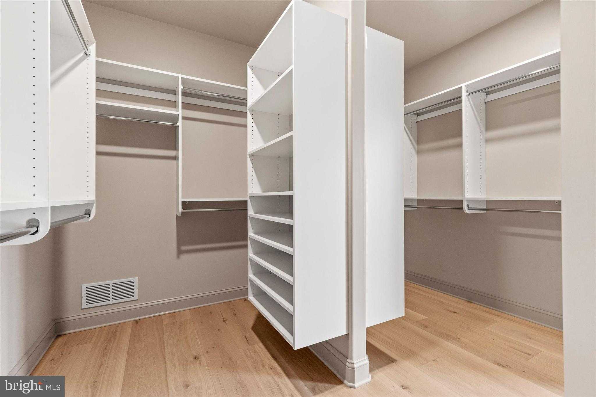 52 Violets Path photo 21