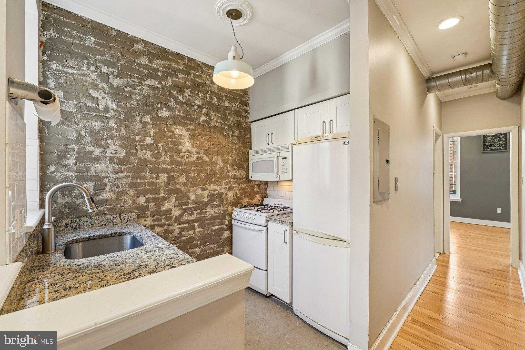 1514 South St # 2b photo 11