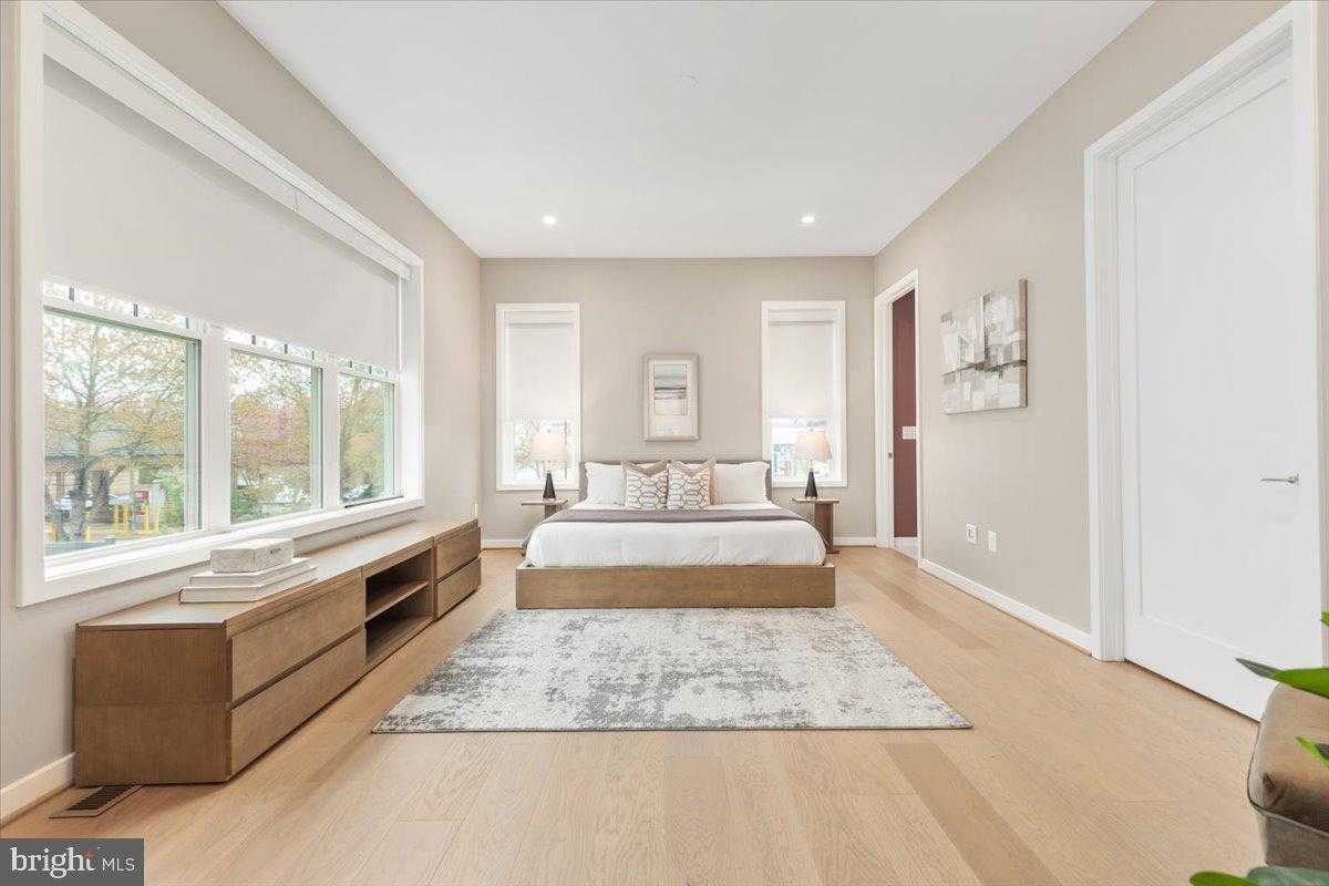 129 Park St NE # B photo 26