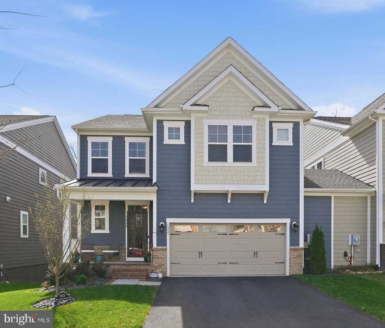 1555 Meadowlark Glen Rd, Dumfries