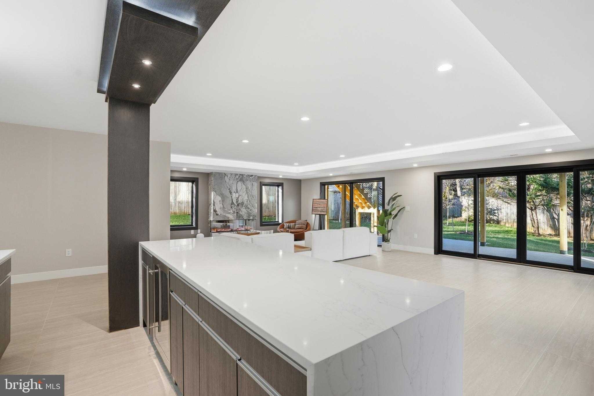 1805 Franklin Ave photo 92