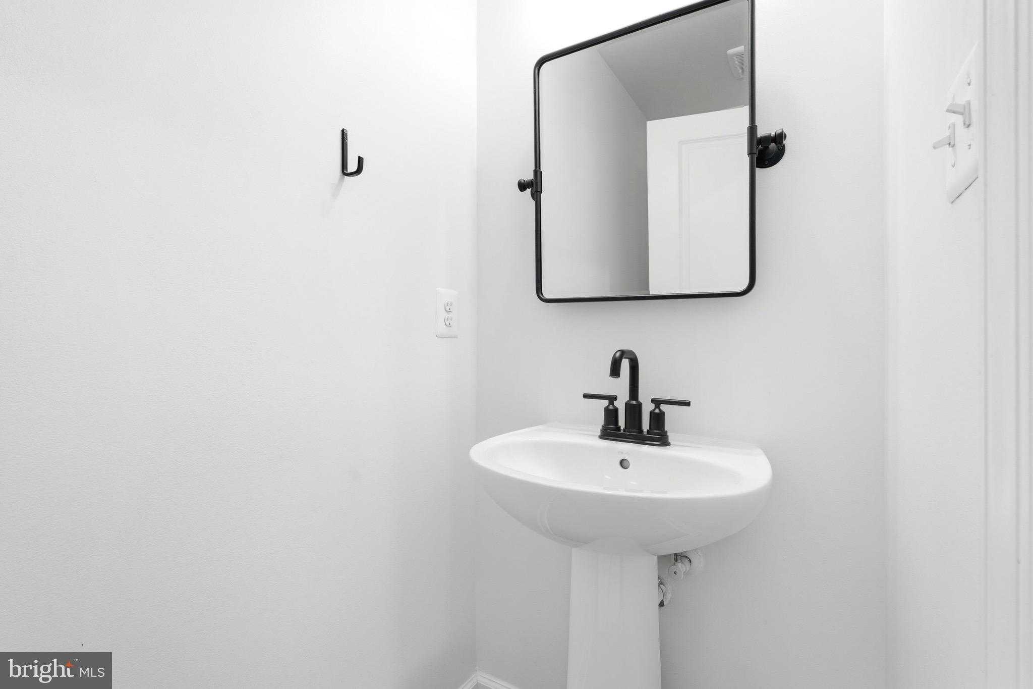 12502 Coventry Manor Way photo 19