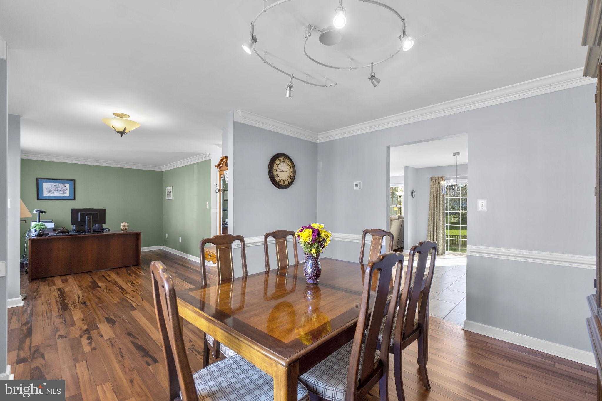 1006 Kingsbridge Ter photo 14