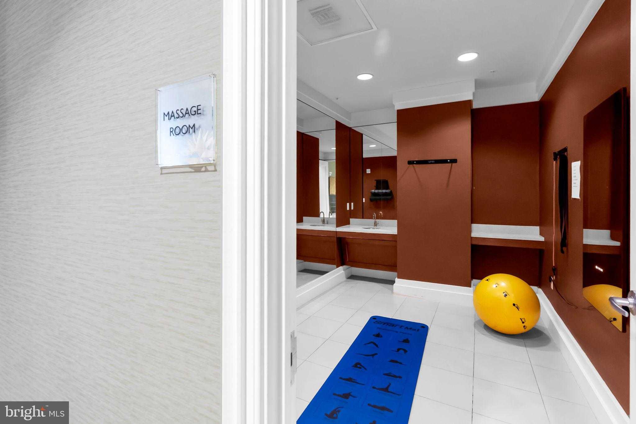 8220 Crestwood Heights Dr Apt 517 photo 34