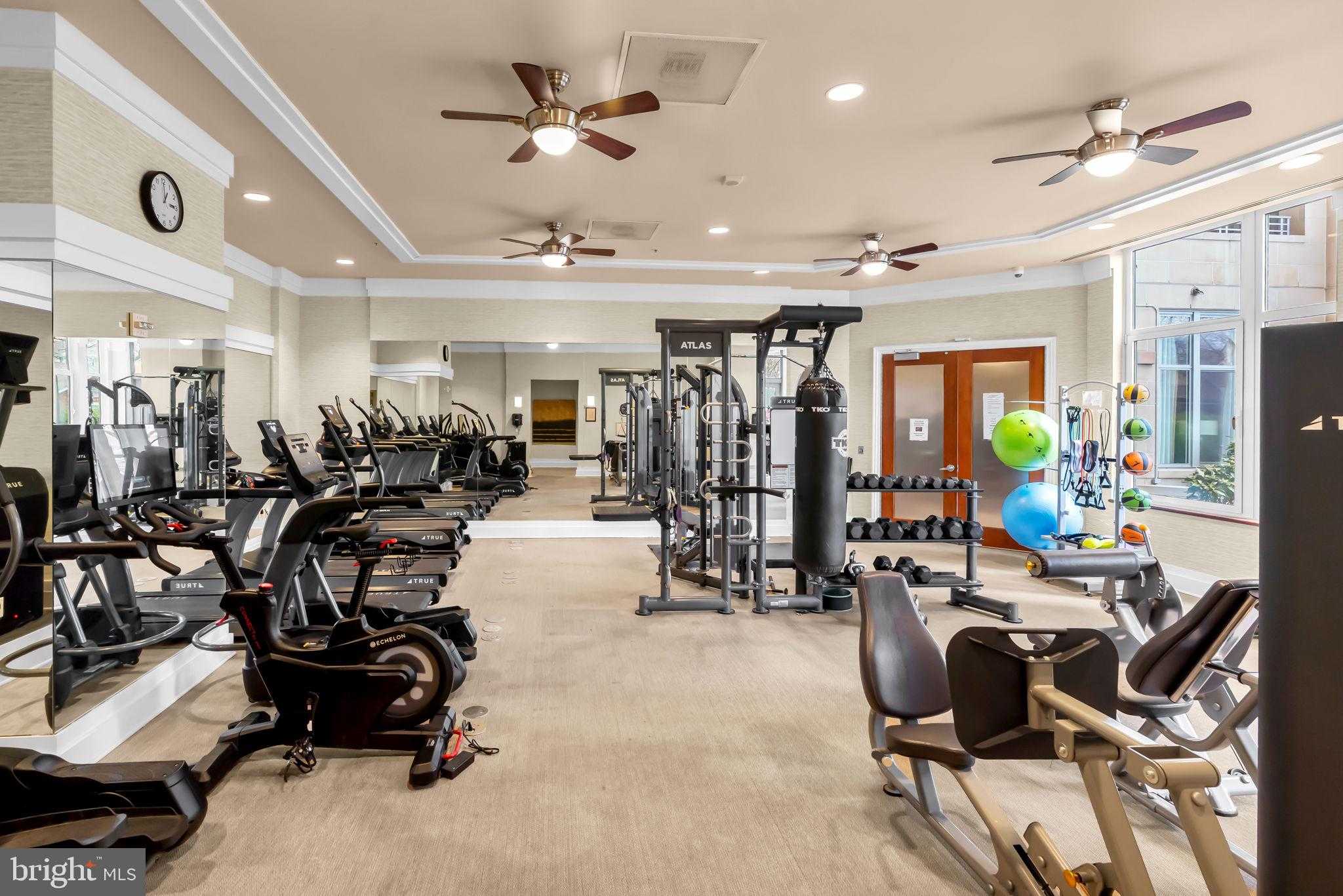 8220 Crestwood Heights Dr Apt 517 photo 41